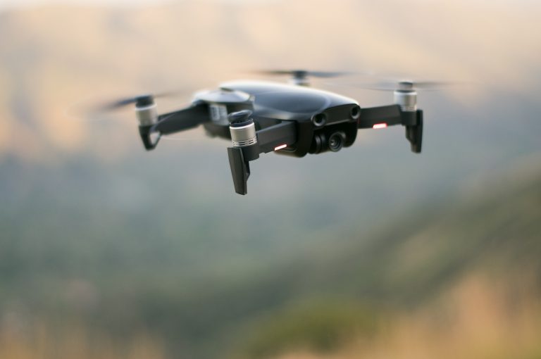 drone-6962437_1920
